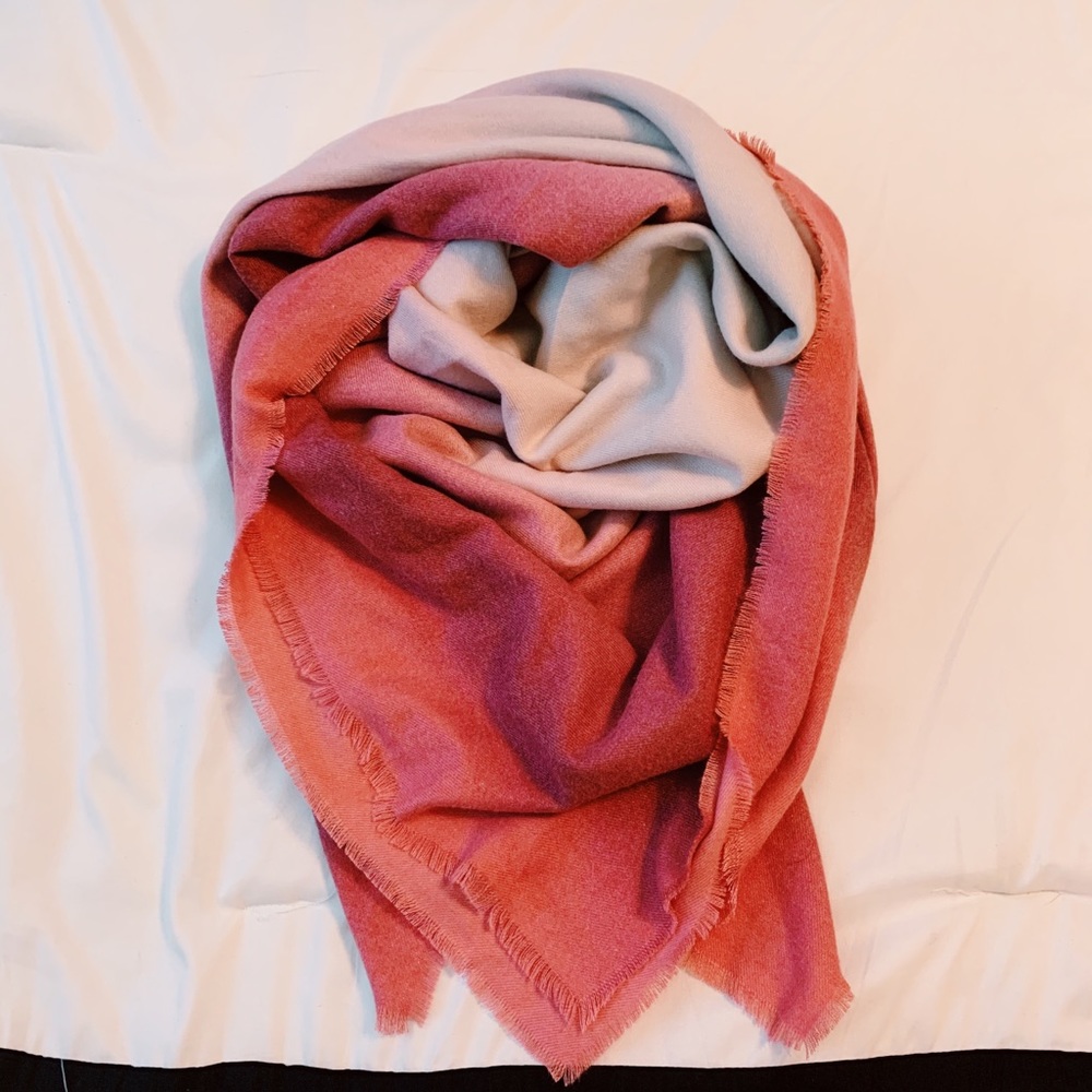 Pink ombré blanket scarf